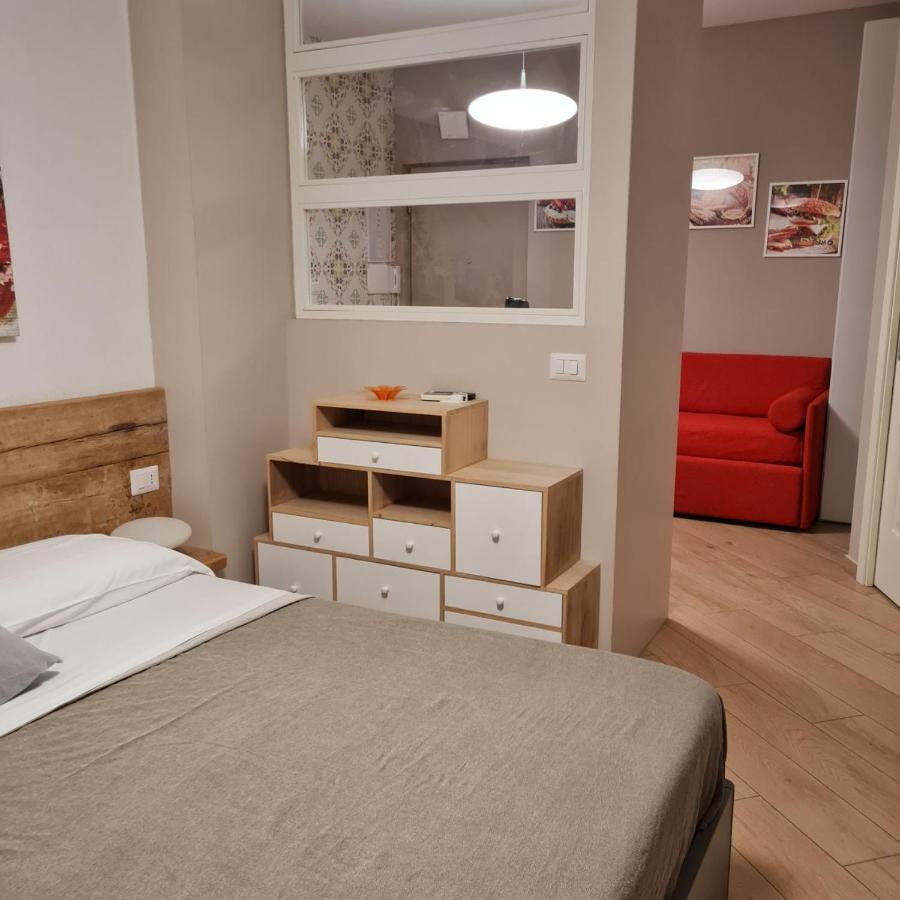 Euforia Napoli - Tre Sedi - Three Locations Panzió Kültér fotó